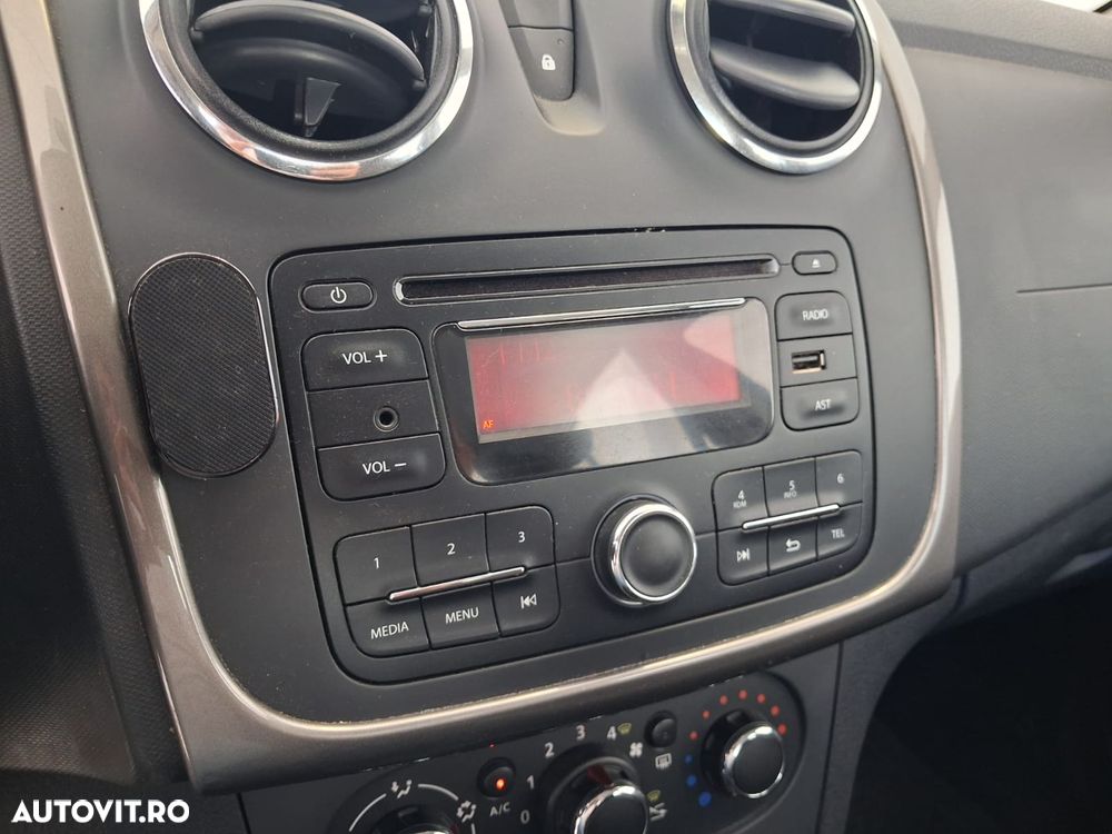 Dacia Logan 1.2 Ambiance - 11