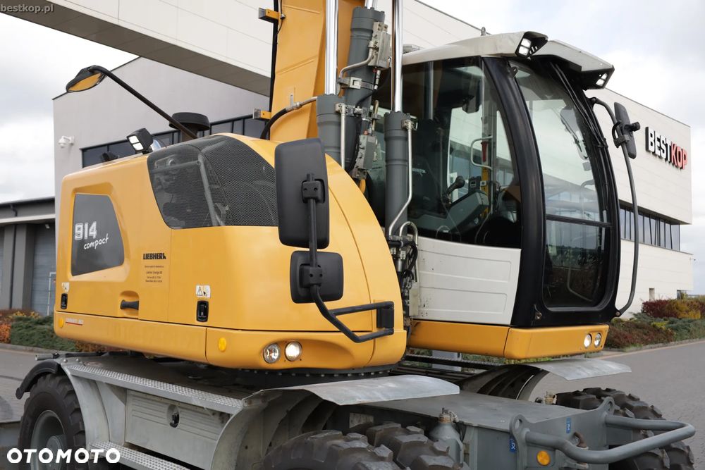 Liebherr A914 Compact - 21
