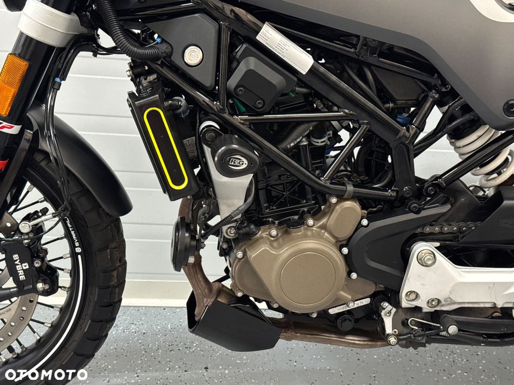 Husqvarna Svartpilen - 17