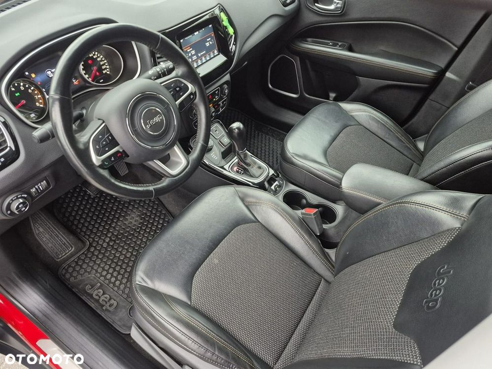 Jeep Compass - 13