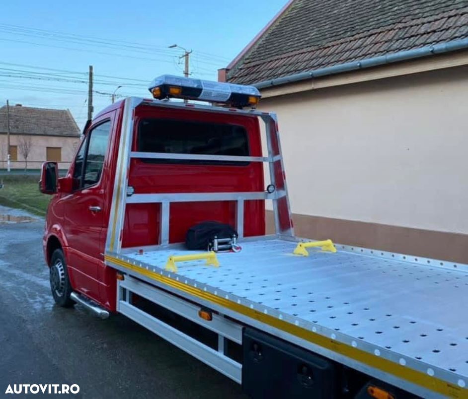 Mercedes-Benz Sprinter - 10