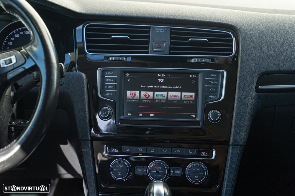 VW Golf Variant 1.6 TDi Trendline DSG - 14