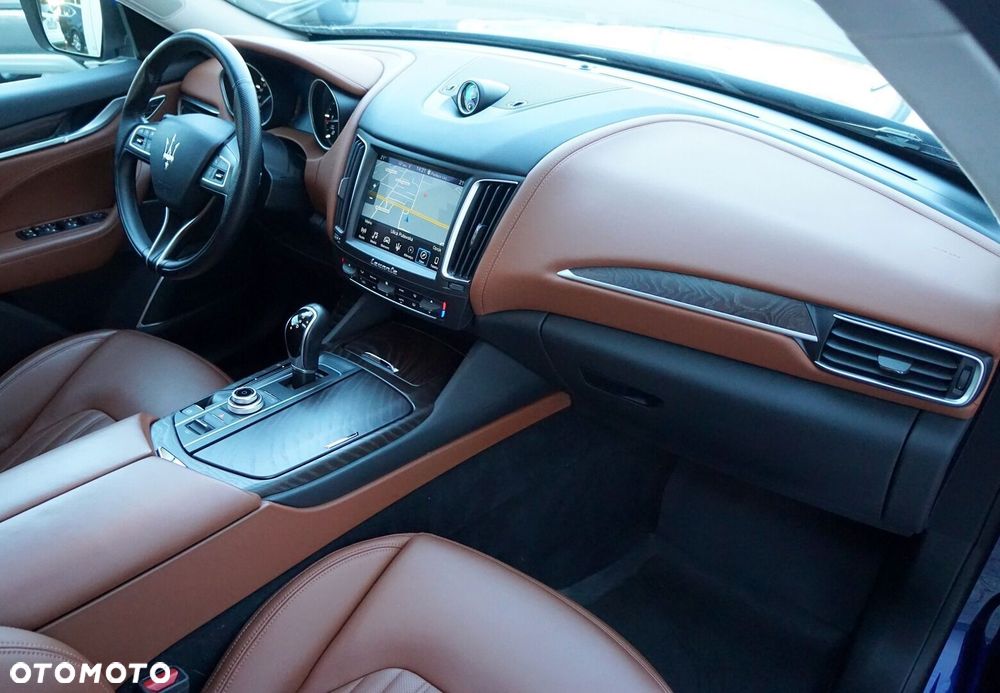 Maserati Levante Diesel Granlusso - 32