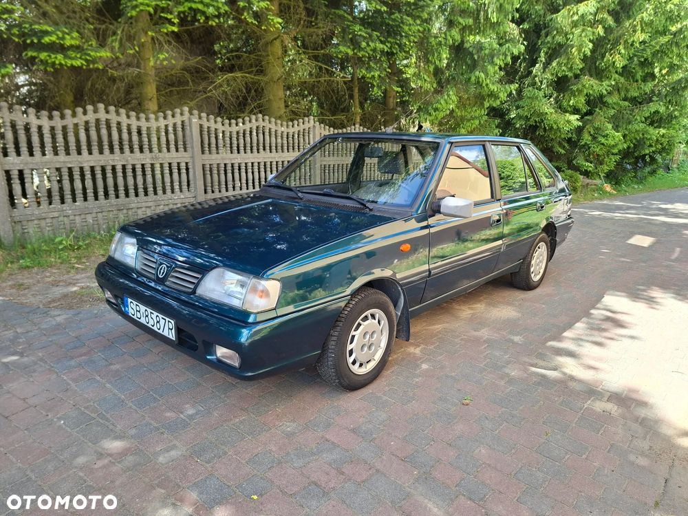 Polonez Caro - 1