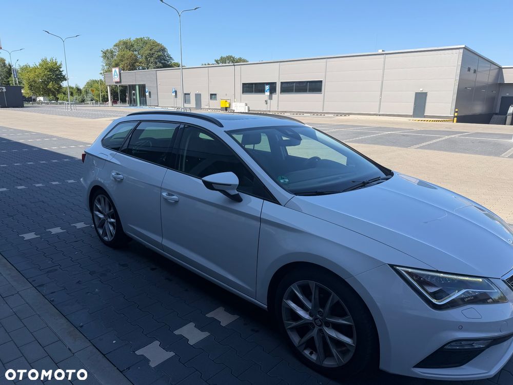 Seat Leon Sportstourer 2.0 TDI DPF DSG FR Black Matt Edition - 8