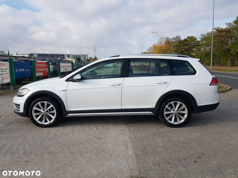 Volkswagen Golf Variant 2.0 TDI 4Motion (BlueMotion Tech) Highline - 8
