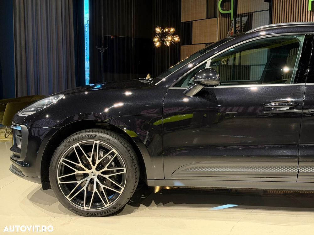 Porsche Macan T - 18