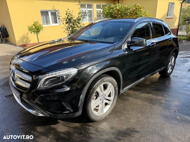 Mercedes-Benz GLA 220 CDI 4Matic 7G-DCT - 2