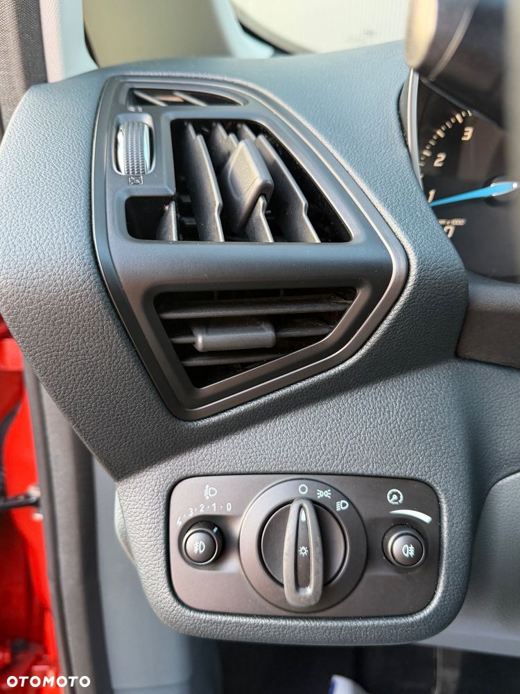 Ford C-MAX 1.6 EcoBoost Start-Stop-System Champions Edition - 19