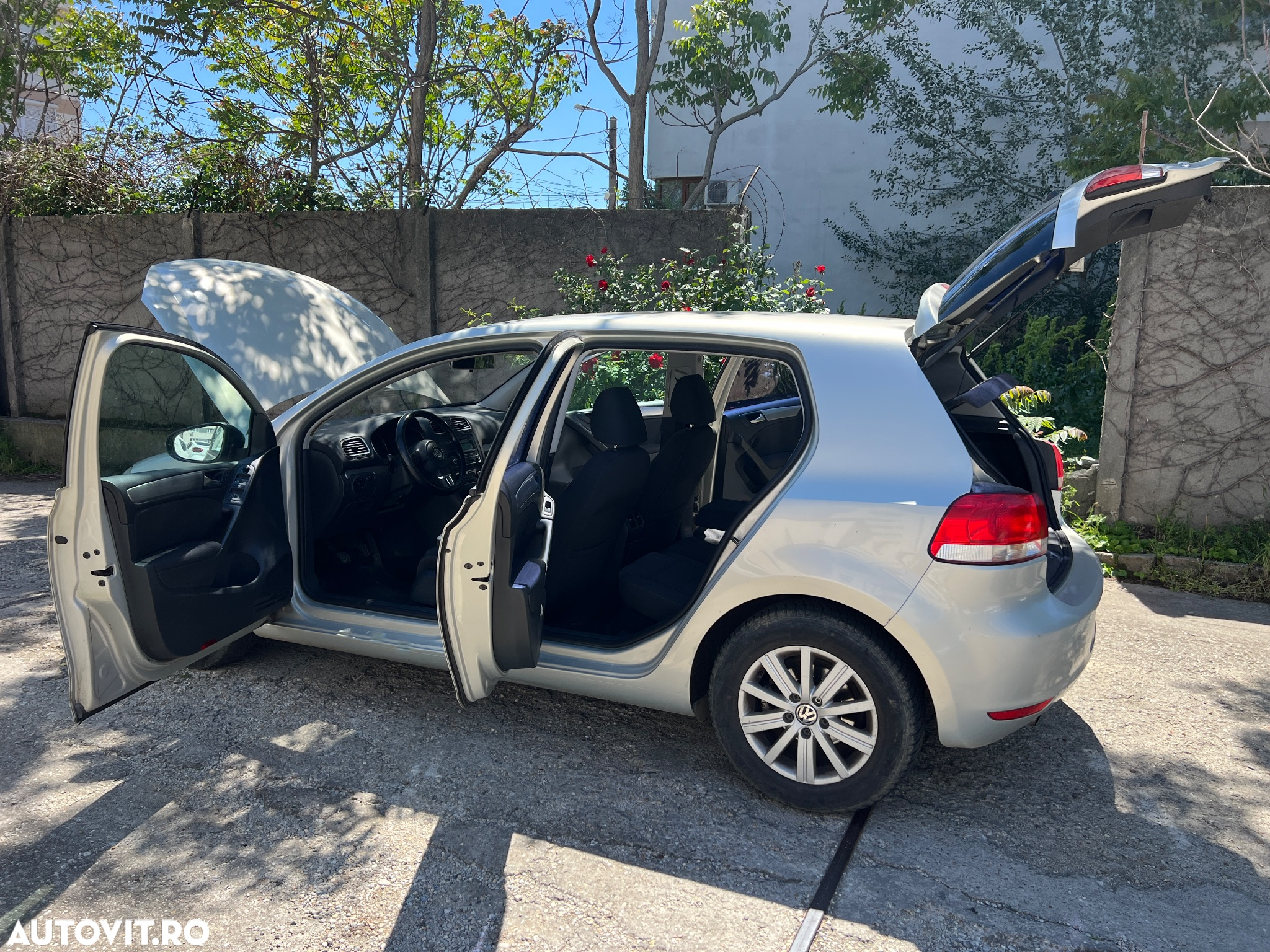 Volkswagen Golf 1.6 TDI BMT Comfortline - 13