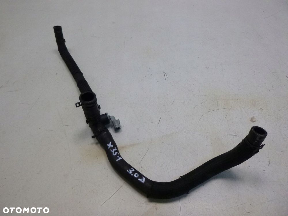 JAGUAR XJ X351 3.0 D KRÓCIEC WĄŻ RURA PRZEWÓD WODY - 3