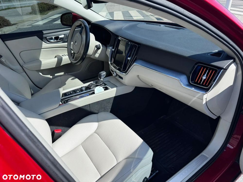 Volvo S60 - 10