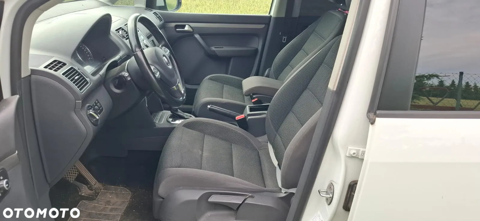 Volkswagen Touran 2.0 TDI DPF Comfortline DSG - 10