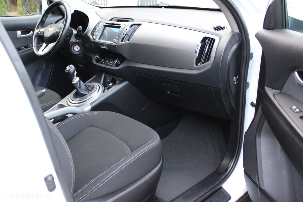 Kia Sportage 1.7 CRDI 2WD Edition 7 - 8