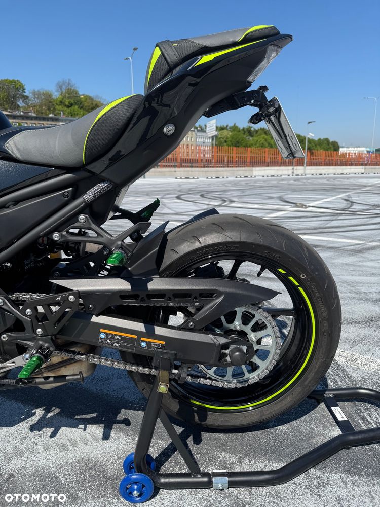 Kawasaki Z 900 - 12
