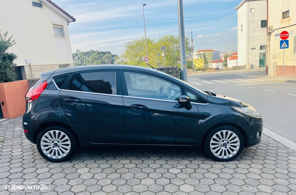 Ford Fiesta 1.4 TDCi Titanium - 9