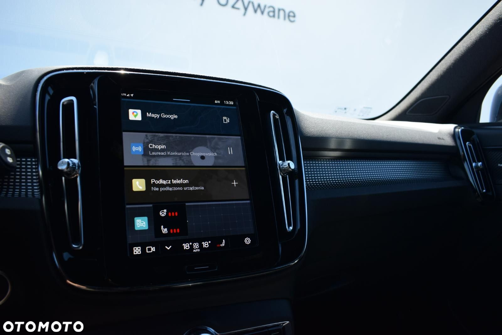 Volvo XC 40 - 23