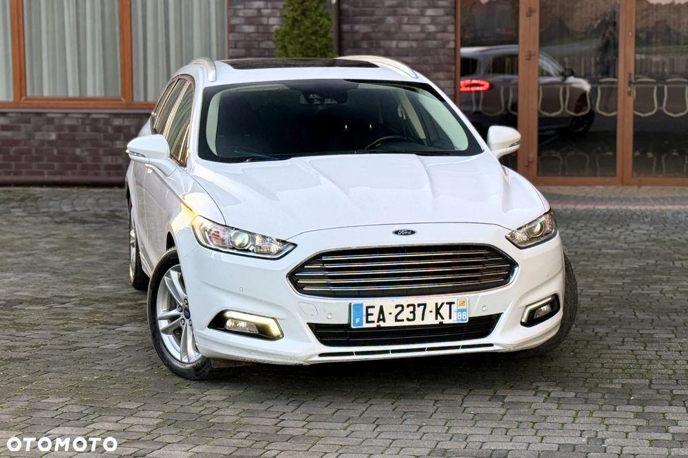 Ford Mondeo 2.0 TDCi Start-Stopp Titanium - 4