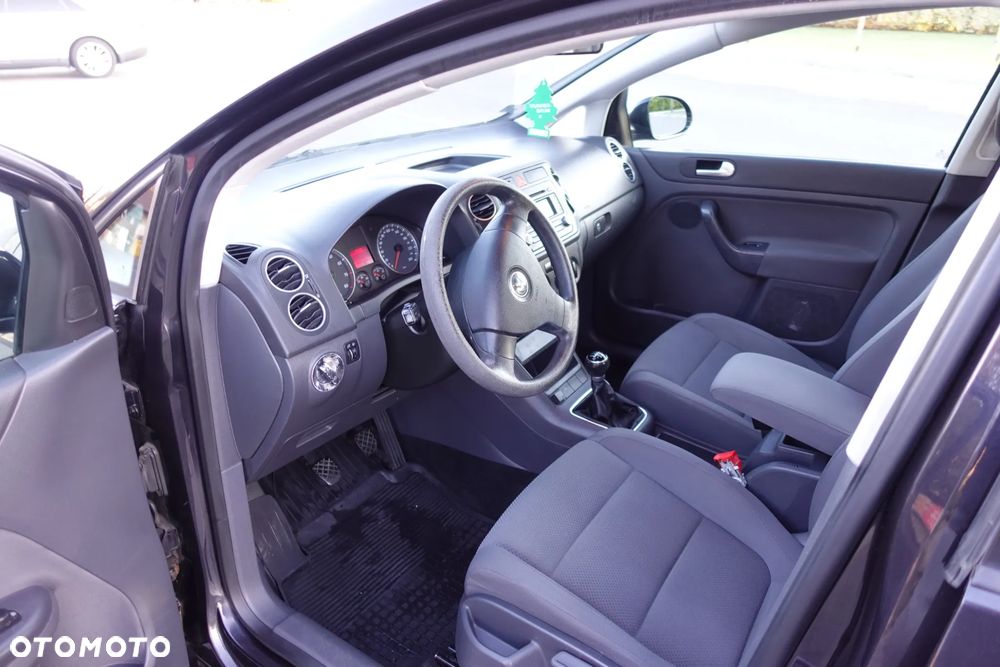 Volkswagen Golf Plus - 12