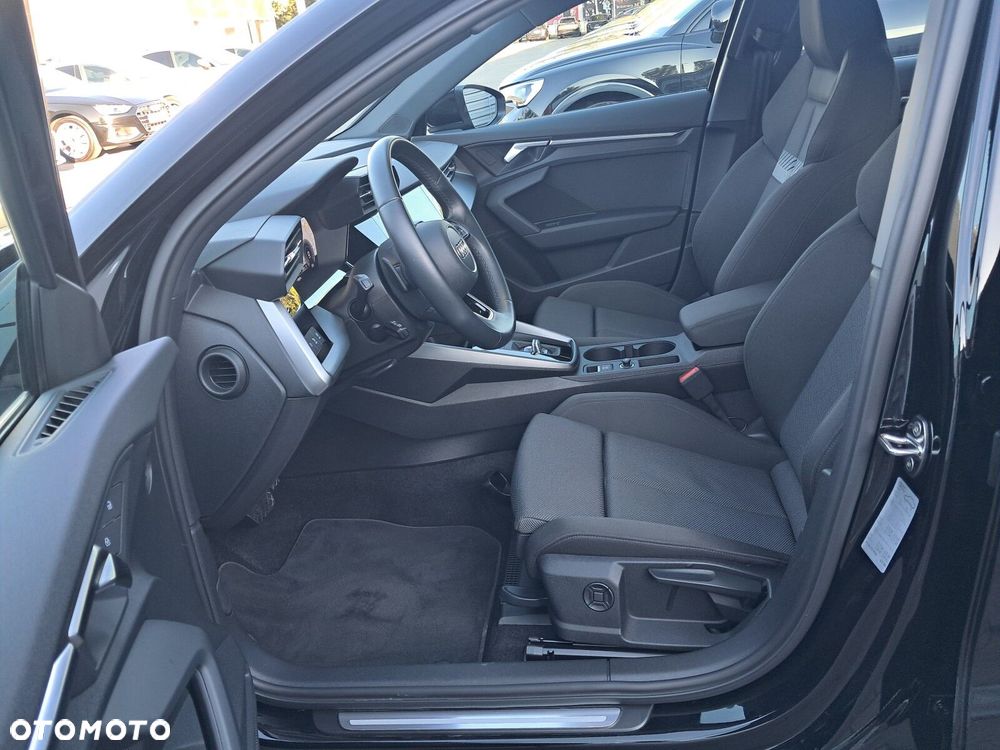 Audi A3 Limousine - 13