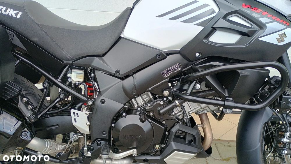 Suzuki DL - 7