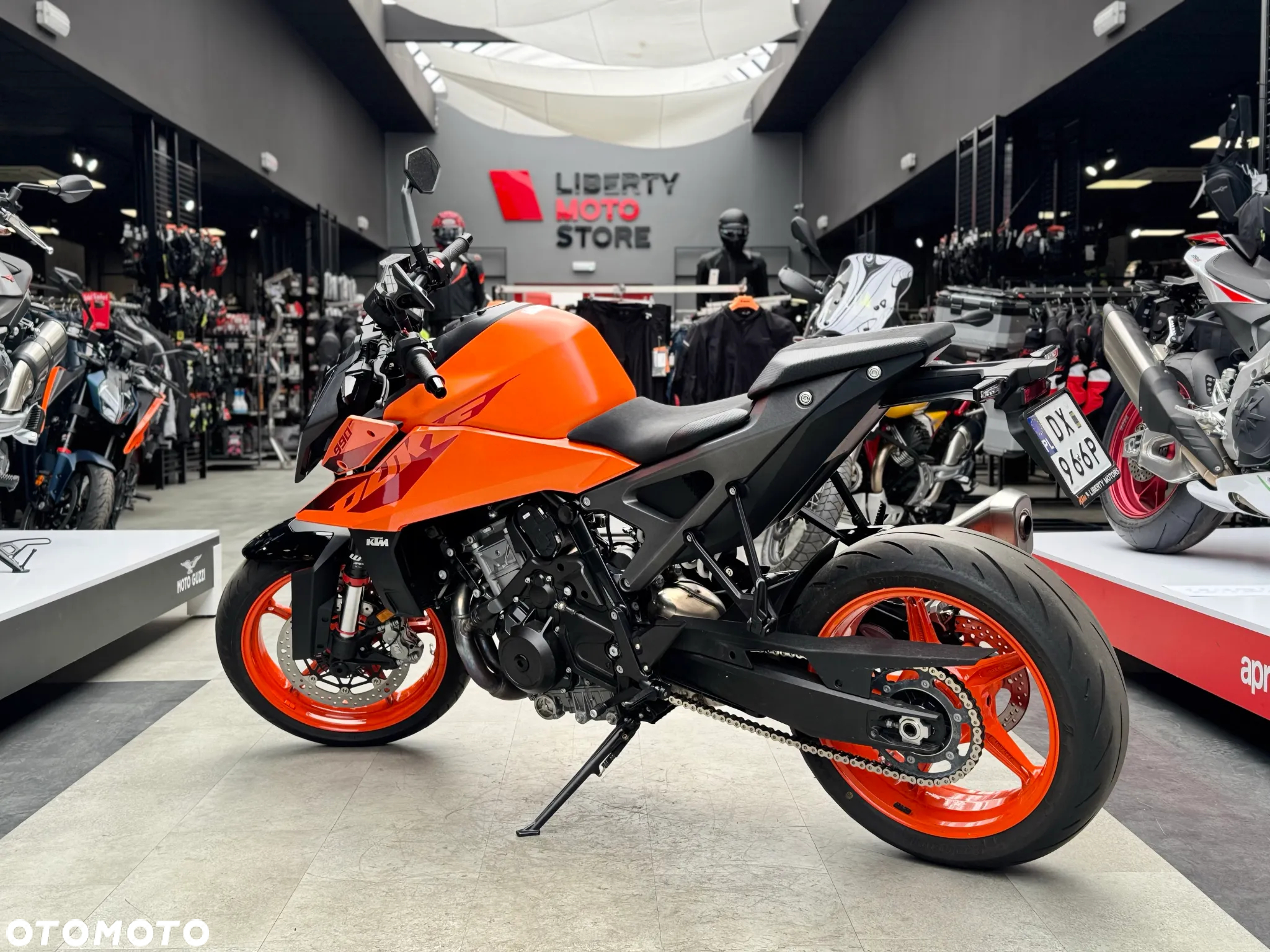 KTM Duke - 4