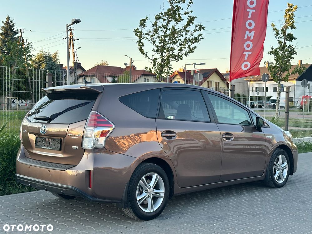 Toyota Prius+ (Hybrid) Executive - 10