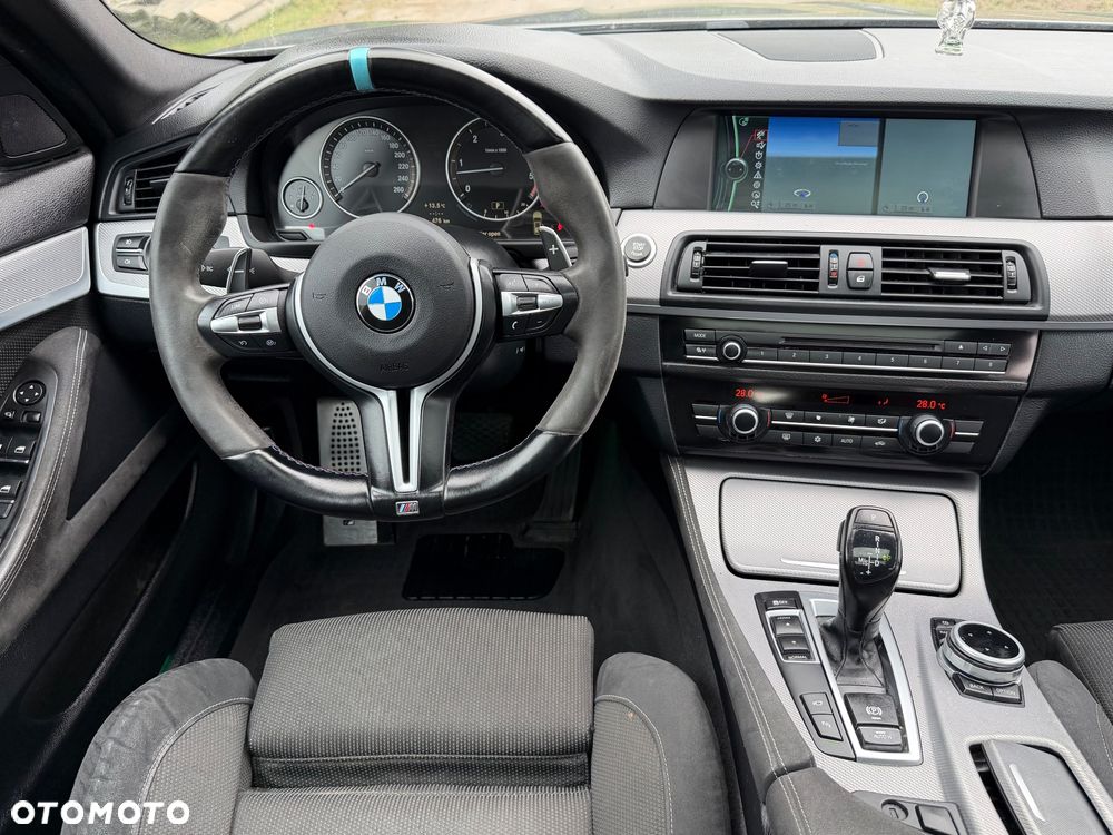BMW Seria 5 525d Sport-Aut - 14