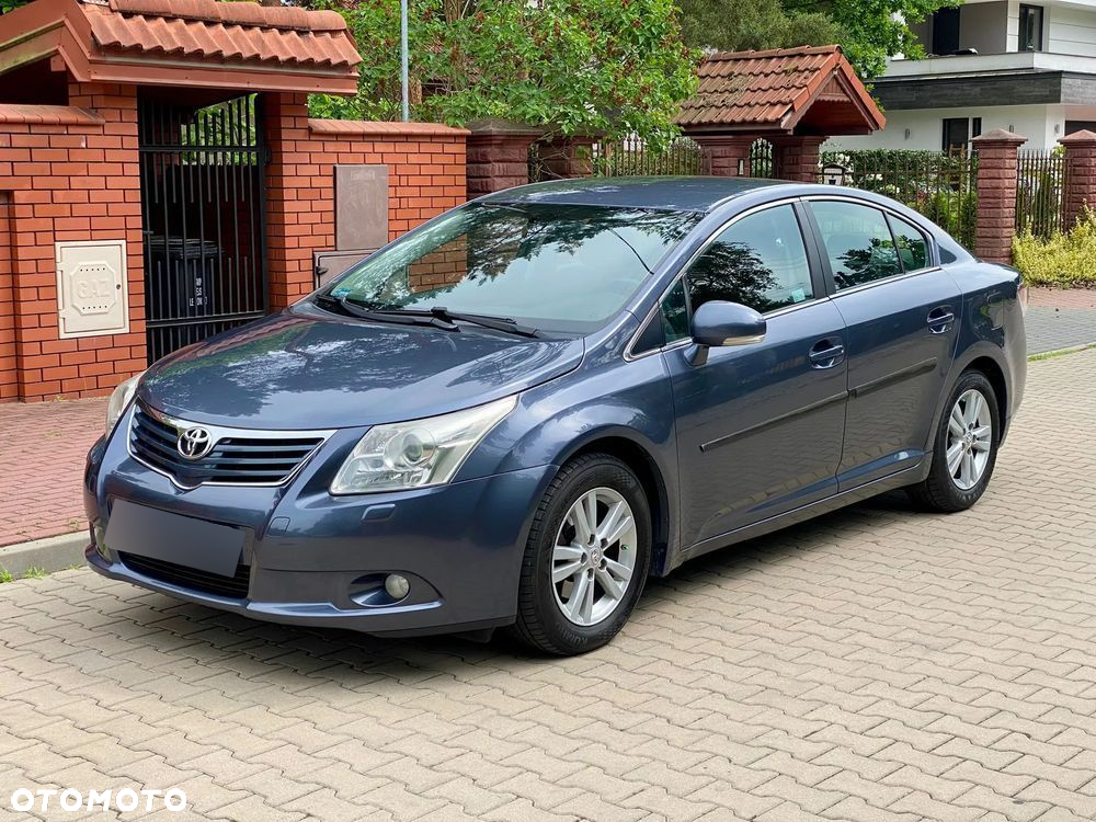Toyota Avensis 1.8 Premium EU5 - 3