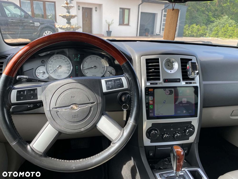 Chrysler 300C - 7