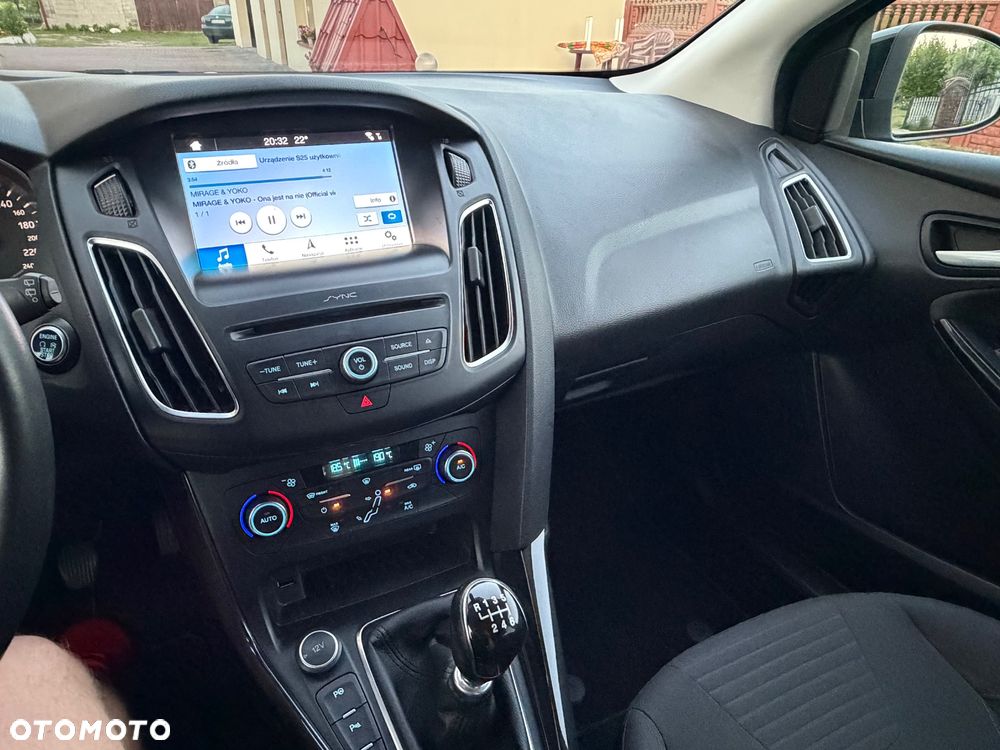Ford Focus 2.0 TDCi Titanium ASS - 34