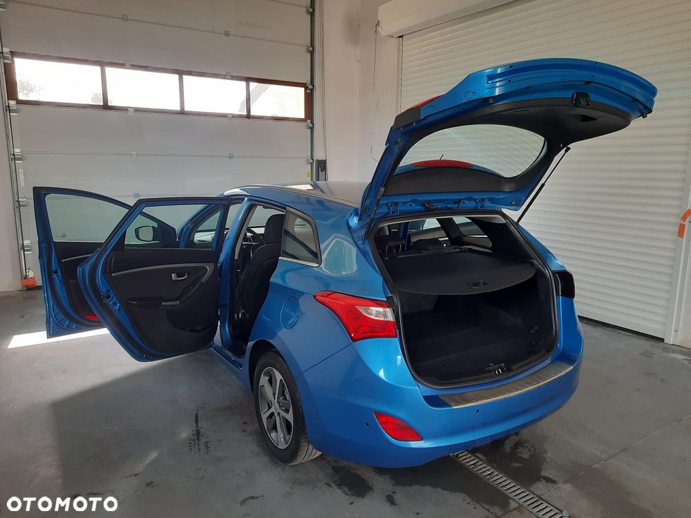 Hyundai i30 1.4 CRDi Premium - 18