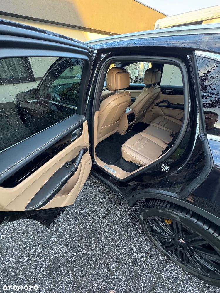Porsche Cayenne Standard - 6