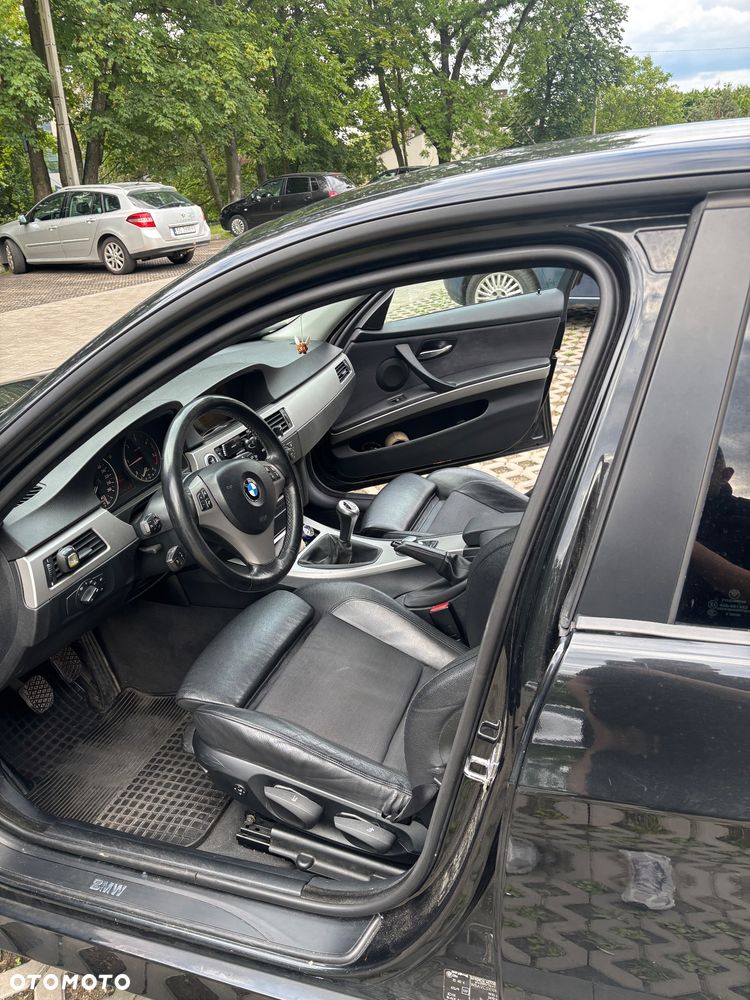 BMW Seria 3 320d - 5