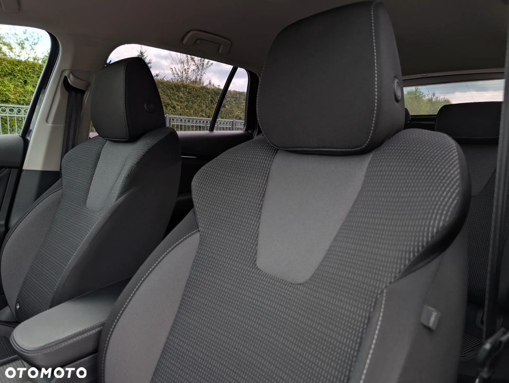 Skoda Octavia 2.0 TDI DSG Ambition - 22