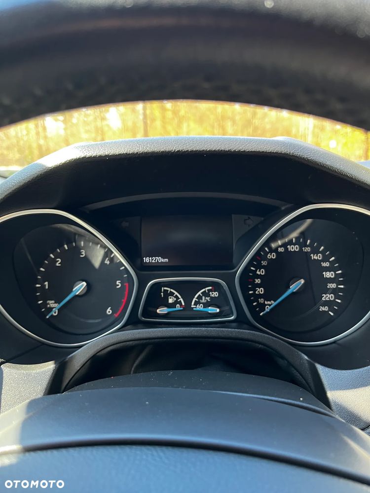 Ford Focus - 10