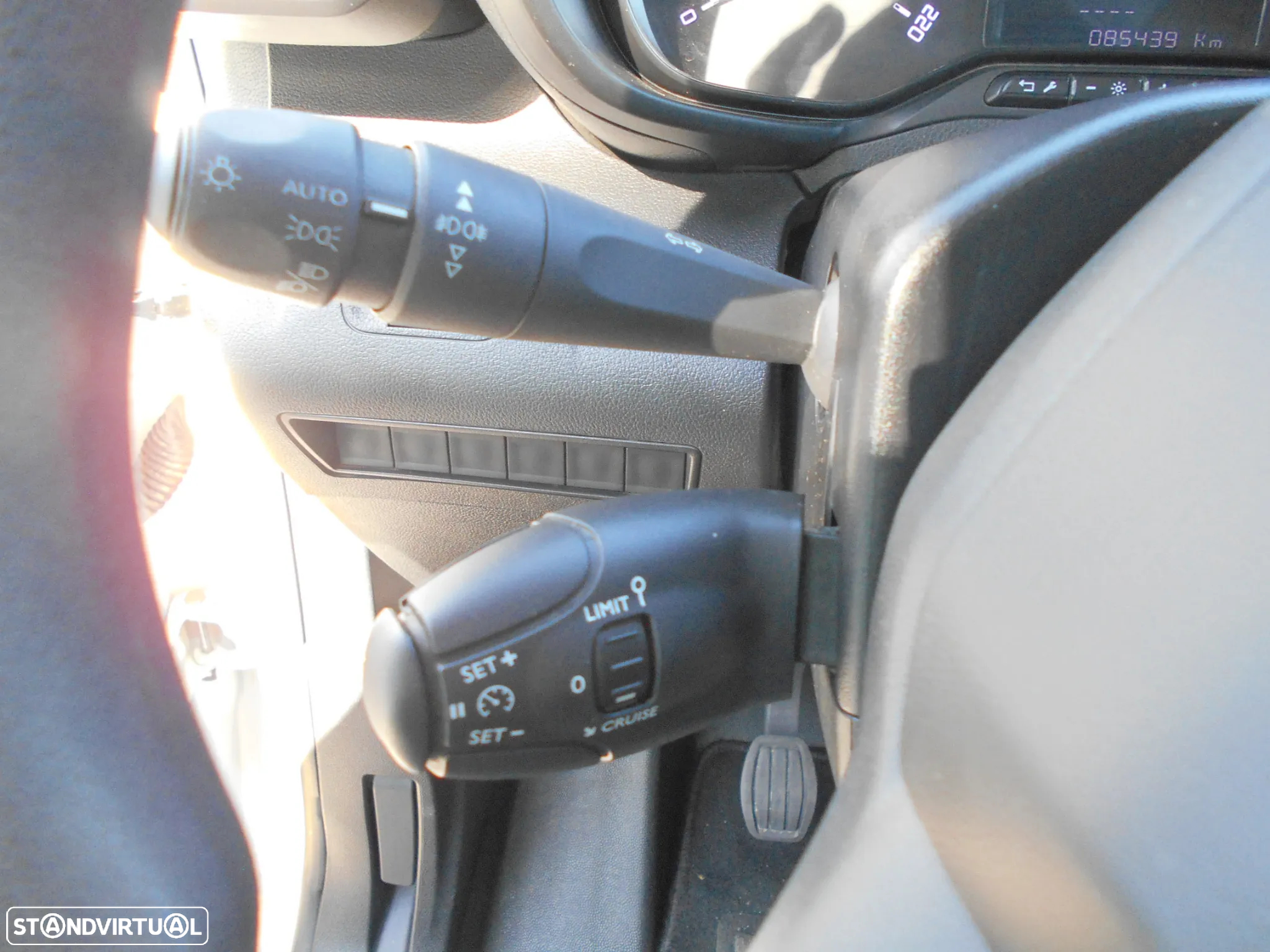 Citroën BERLINGO 102cv 3 LUG Com AC - 15