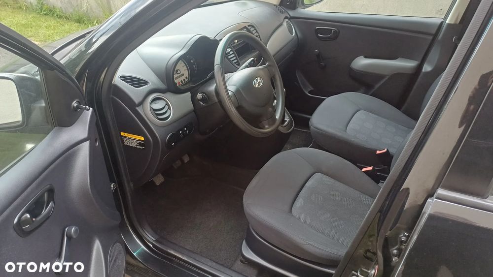Hyundai i10 1.1 - 7