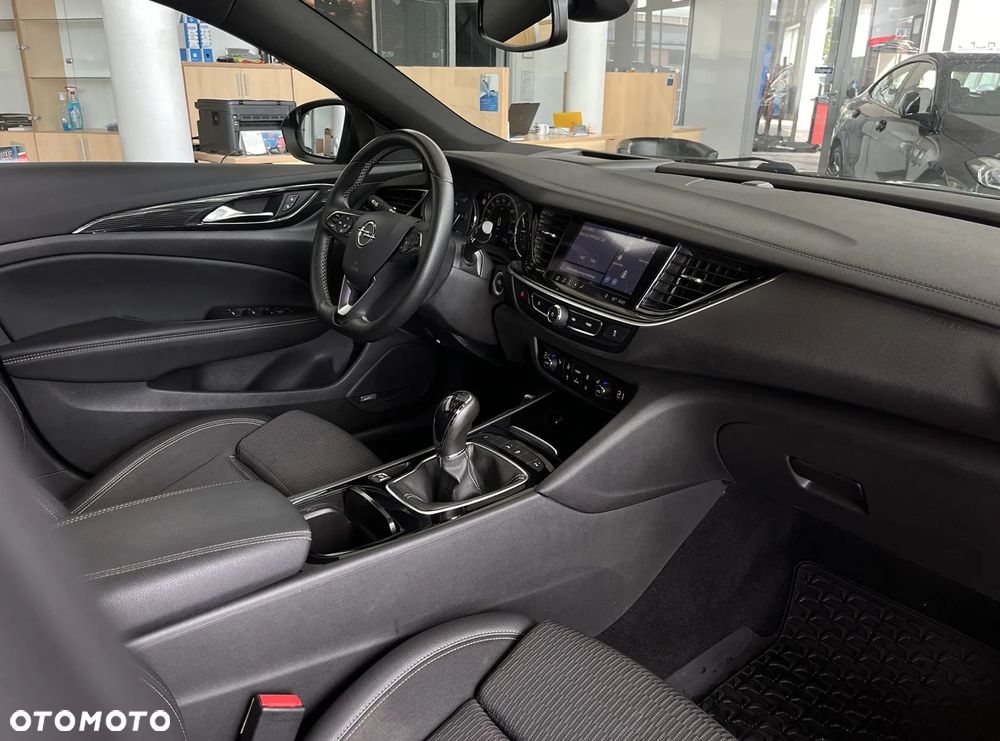 Opel Insignia 2.0 CDTI Exclusive S&S - 26