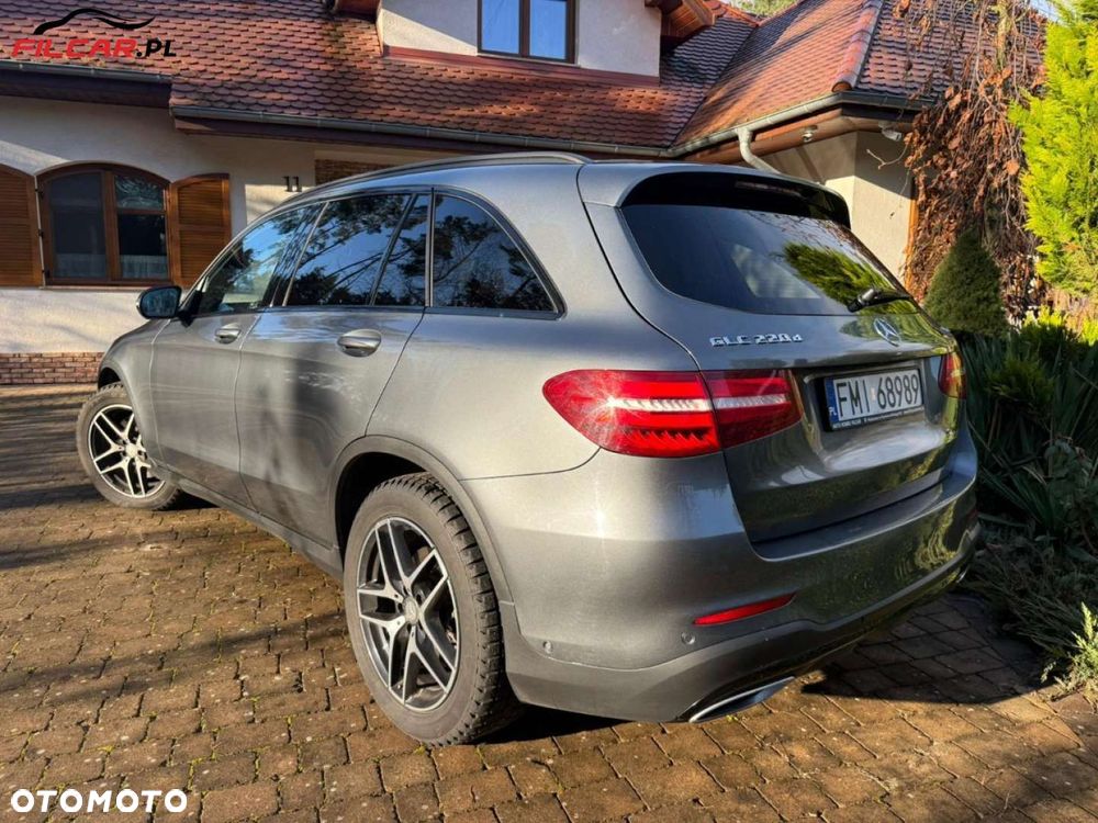 Mercedes-Benz GLC - 4