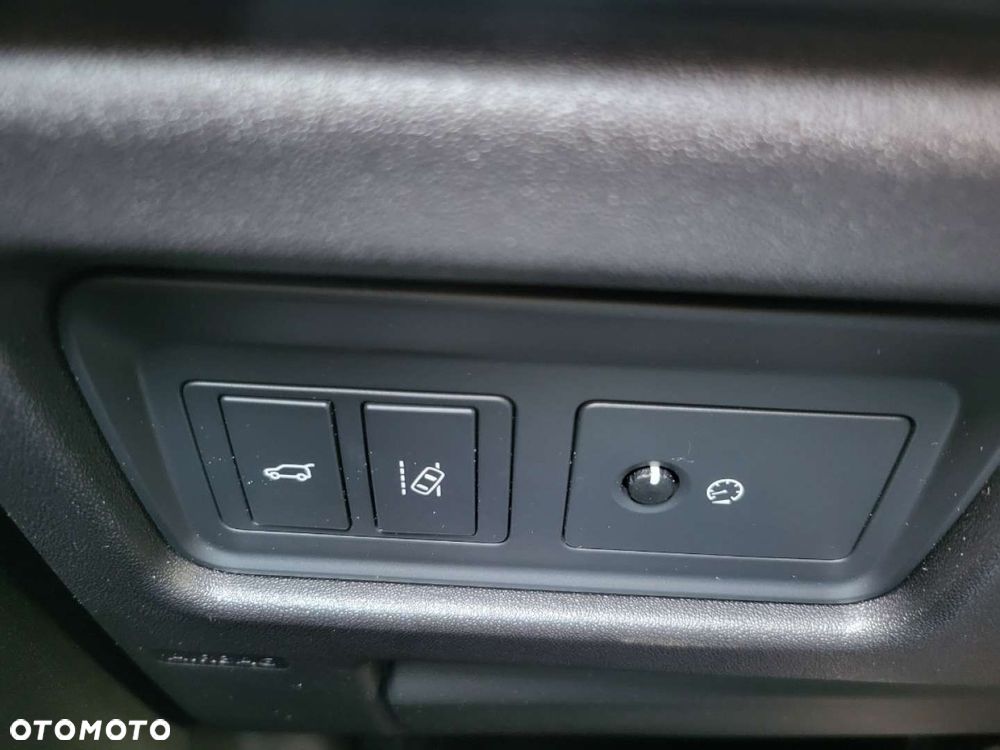 Land Rover Discovery Sport - 37