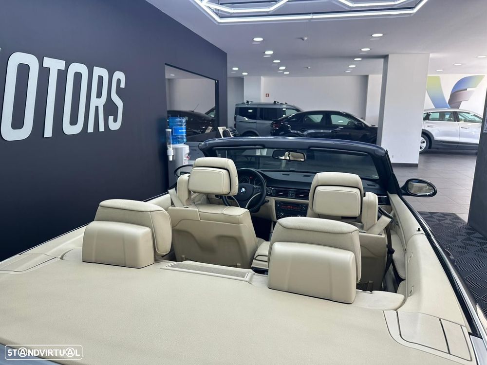 BMW 320 d Cabrio - 30