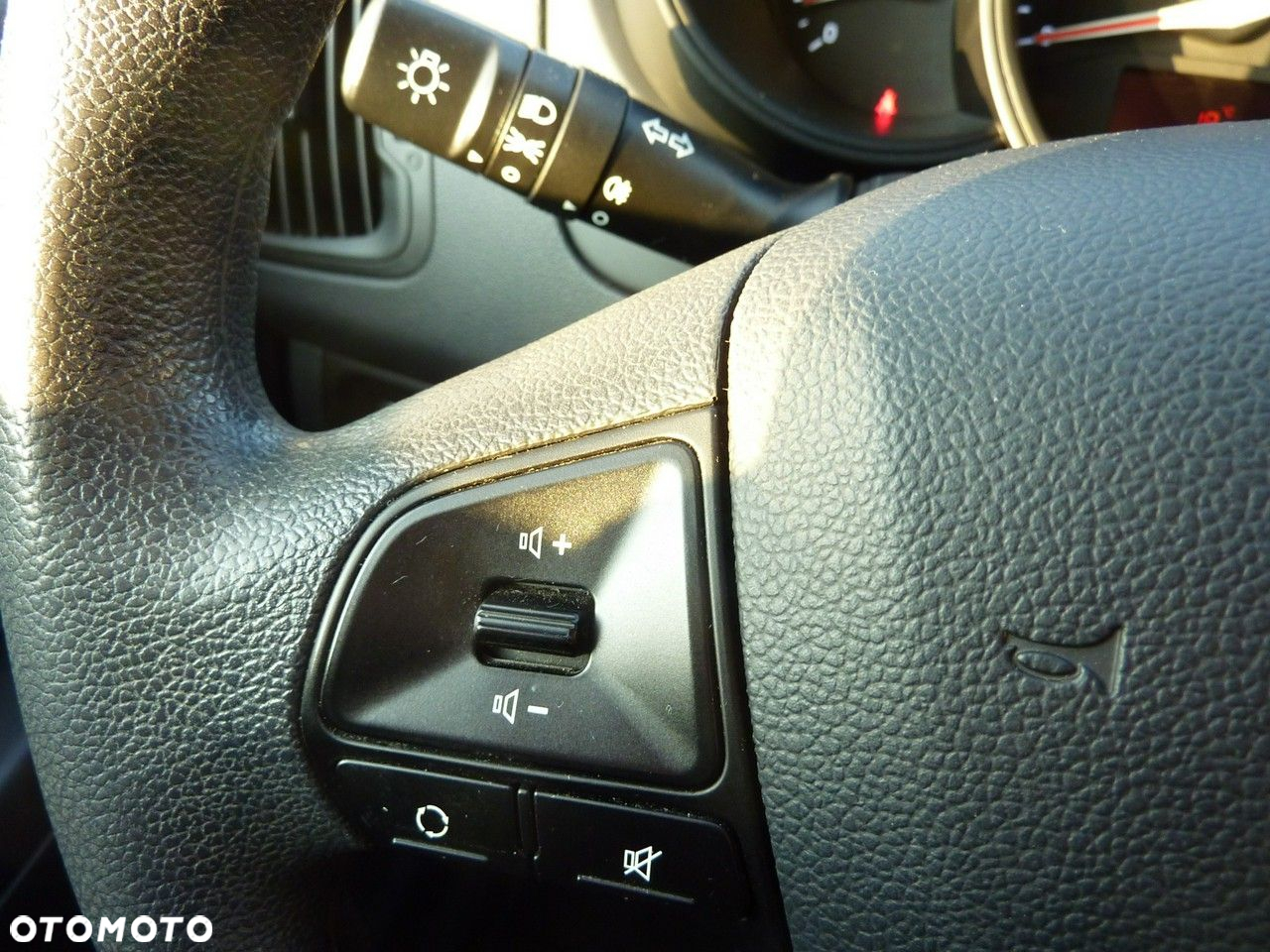 Kia Rio - 21
