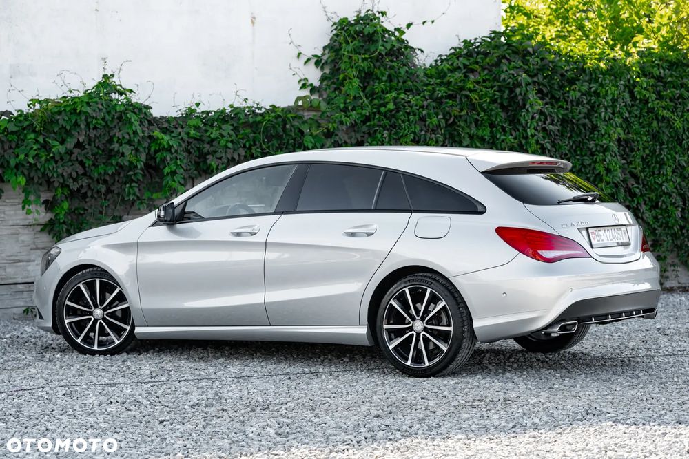 Mercedes-Benz CLA 200 7G-DCT Peak Edition - 15
