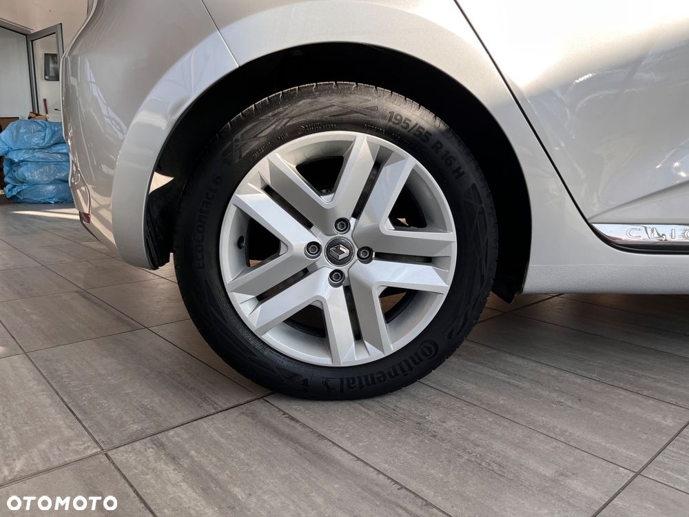 Renault Clio - 30