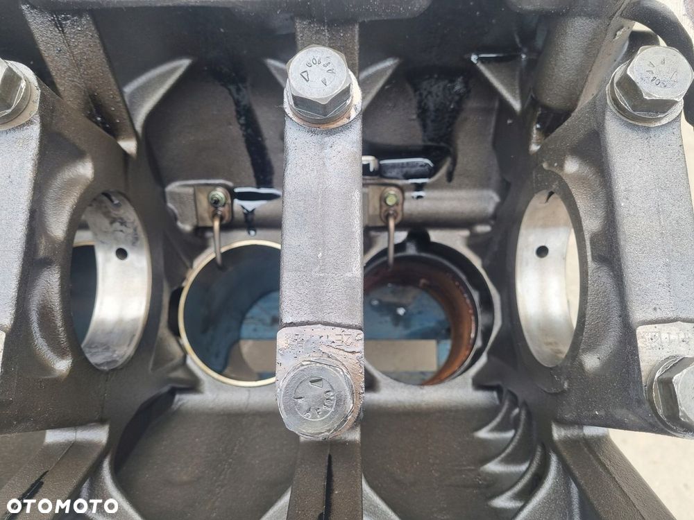 BLOK SILNIKA MAN TGX TGS EURO 6 LIFT 460 KM 500 KM D2676 LF51 , LF52 - 9