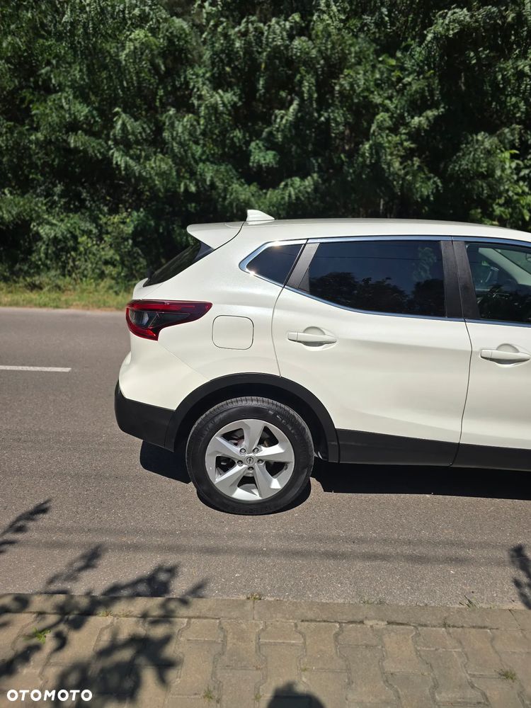 Nissan Qashqai 1.6 DCi Xtronic TEKNA - 14