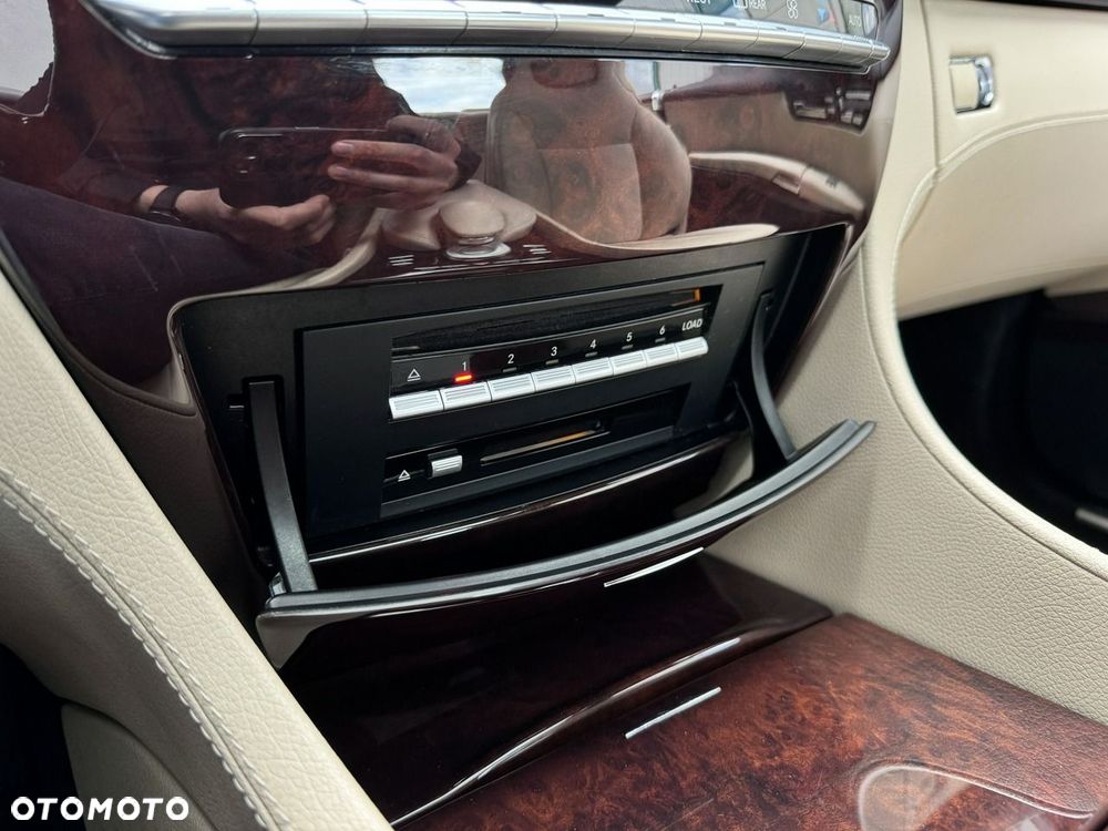 Mercedes-Benz CL 500 4Matic 7G-TRONIC - 27