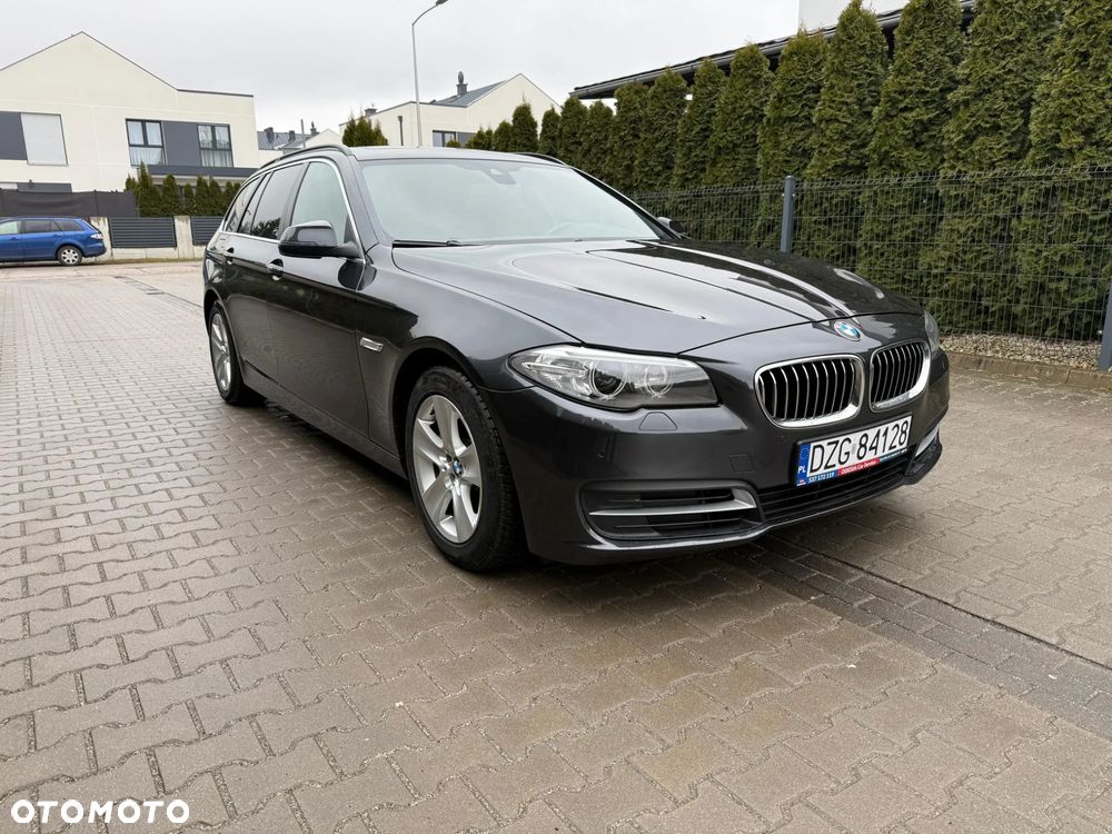 BMW Seria 5 530d xDrive Sport-Aut Luxury Line - 3