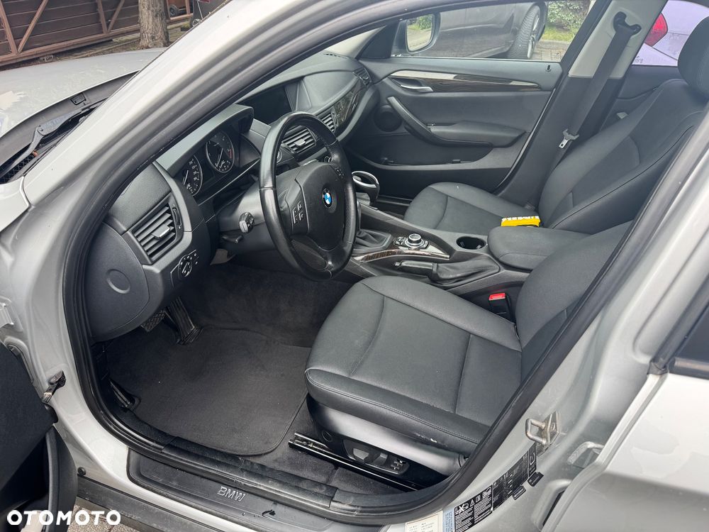 BMW X1 xDrive20d - 11